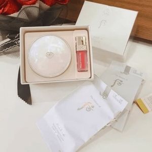 Whoo Gongjinhyang Seol Radiant White Moisture Cushion SPF 50/ PA +++ tone#21